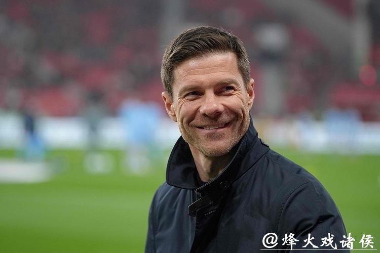 皇家马德里官方宣布主帅阿隆索离任 皇家马德里官方宣布主帅阿隆索离任